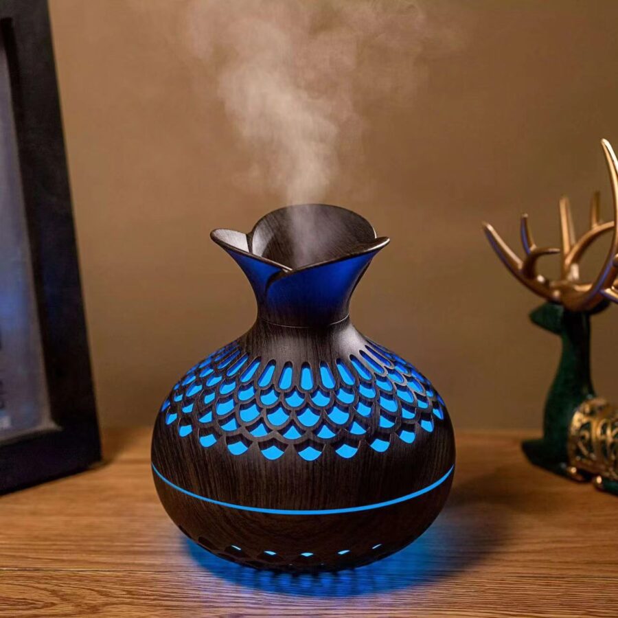 wood grain humidifier, aroma diffuser, USB humidifier, bedroom air humidifier, LED light humidifier, portable diffuser, ultrasonic humidifier, household air purifier, essential oil diffuser, mini room humidifier, desktop humidifier, air atomizer, quiet humidifier, stylish diffuser, mist humidifier