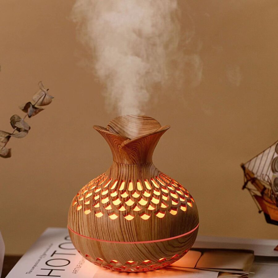 wood grain humidifier, aroma diffuser, USB humidifier, bedroom air humidifier, LED light humidifier, portable diffuser, ultrasonic humidifier, household air purifier, essential oil diffuser, mini room humidifier, desktop humidifier, air atomizer, quiet humidifier, stylish diffuser, mist humidifier
